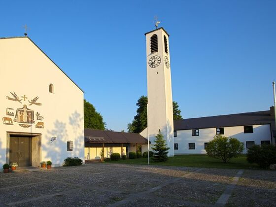 Pfarrkirche St. Korbinian Heufeld
