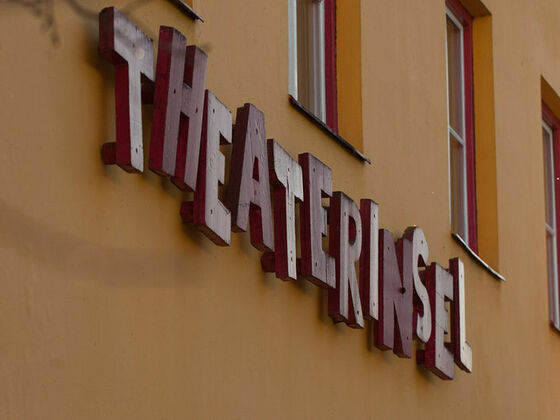 Theaterinsel Rosenheim Außenansicht.