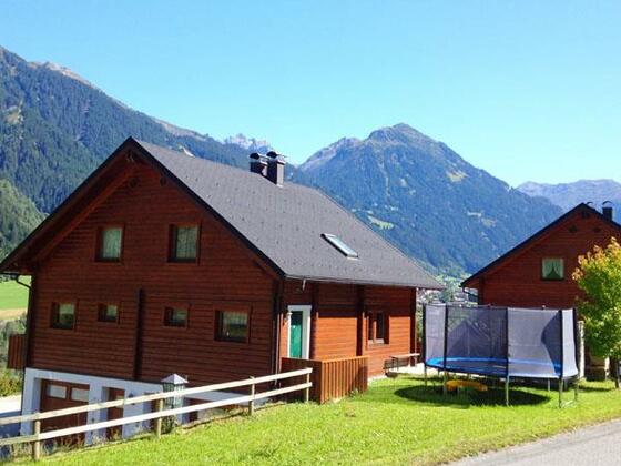 Ferienhaus Silvrettasicht - Sommer Aussenansicht