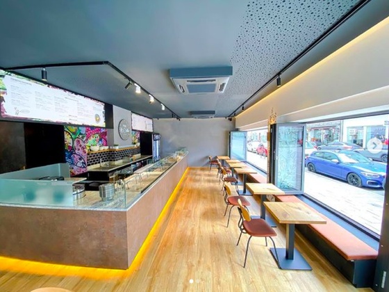 Fishbowl Poké München Schwabing Innenansicht