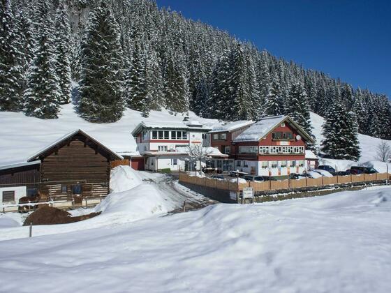 Alpenhotel Küren Winterbild