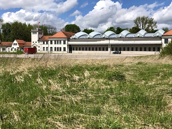 Blick auf den Flugplatz in Schleißheim
