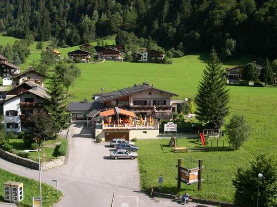 Luftbild 2Frühstückspension - Cafe´MONTIEL