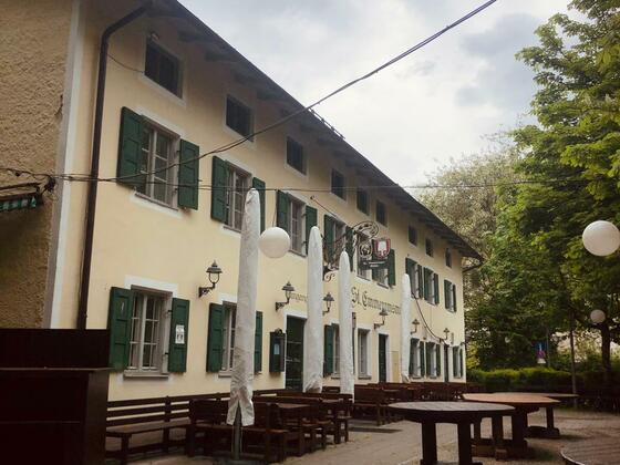 Biergarten St.Emmeramsmühle