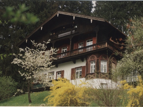 Ehemaliges Wohnhaus Hedwig Courths-Mahler
