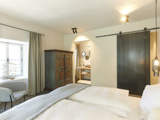 TB_Townhouse2021_Grace2