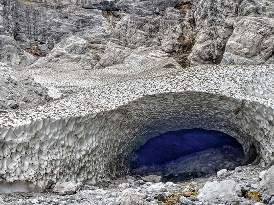 Die Eiskapelle am Fuß der Watzmann Ostwand