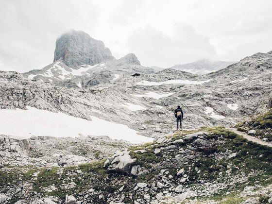 Toller Anblick des Bergmassives am Dachsteinrundwanderweg