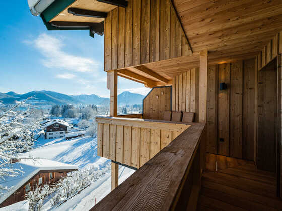 Balkon Wohnzimmer mit Traum-Seeblick