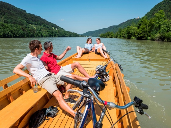 Zillenfahrt auf der Donau