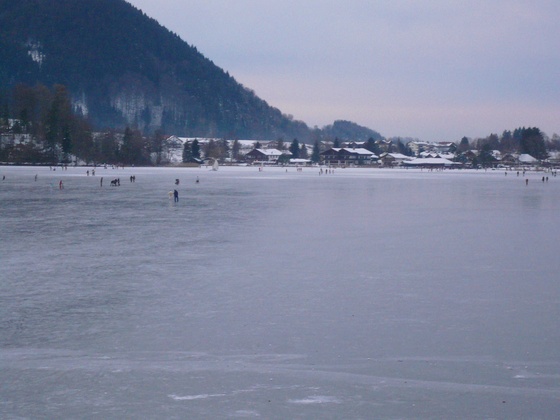spiegeleis auf dem See