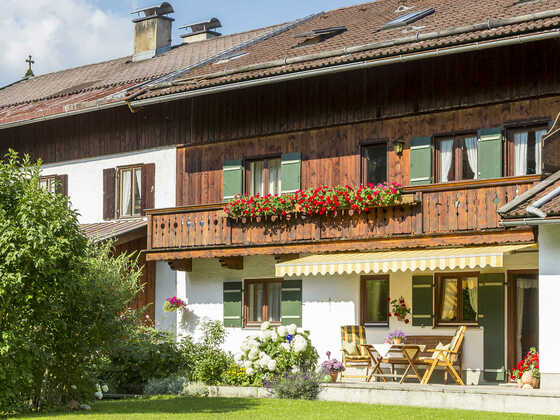 Geniessen Sie Ihren Urlaubin unserer FW im neu renovierten Nebenhaus mit herrlichen Bergblick, absolut ruhige Lage.