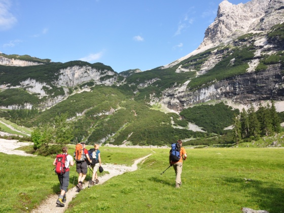 Am sogenannten "Oberanger" - rd. 300 m oberhalb der Reintalangerhütte