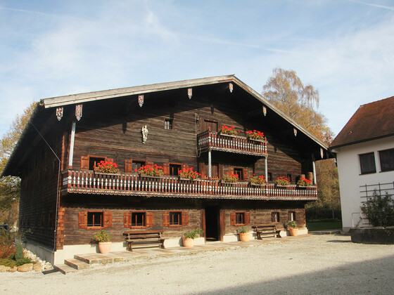 A_IMG_7528-(2)_poi
