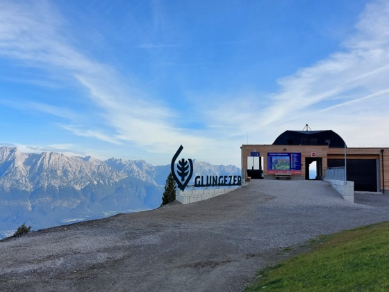 Start (und Ende) bei der Bergstation der Glungezerbahn an der Waldgrenze.