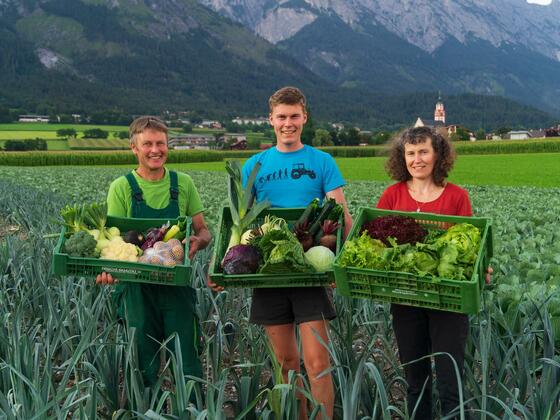 Familie Knapp am Feld