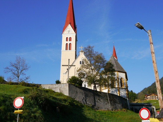 Kirche  Holzgau