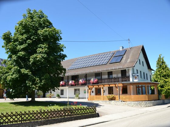 Landgasthof Hubertus Südseite