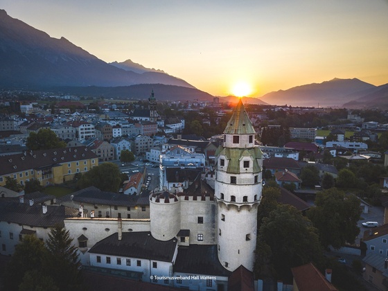 Sonnenaufgang Hall in Tirol
