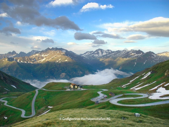 ERLEBNIS GROSSGLOCKNER HOCHALPENSTRASSE Blick vom Hochtor