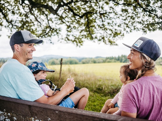 Ruhebank am Aussichtspunkt Drei Eichen