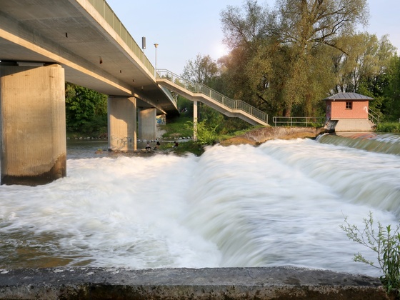 Brücke bei Volkmannsdorf - Zusammenfluss von Isar und Amper