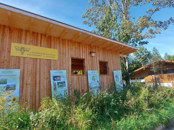 Lehrbienenstand des Imkervereins Frasdorf-Aschau