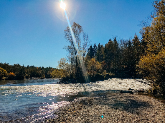 Loisach-Isar Kanal mündet in die Isar