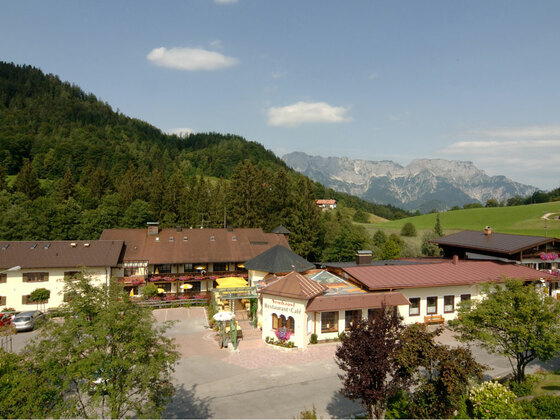 Hotel Neuhäusl in Berchtesgaden Oberau mit hoteleigenem Restaurant