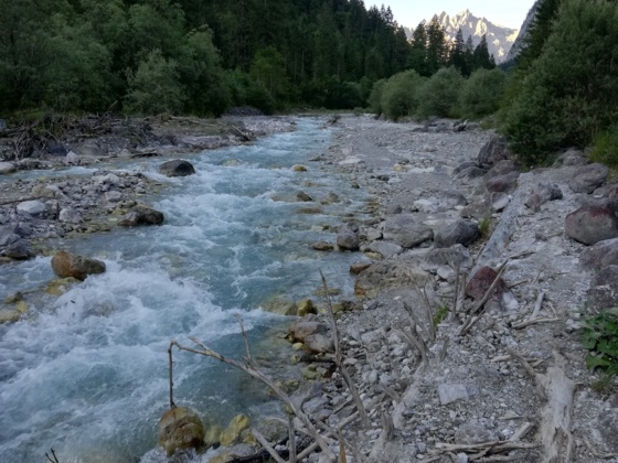Der Wimbach trägt Schutt aus dem Tal.