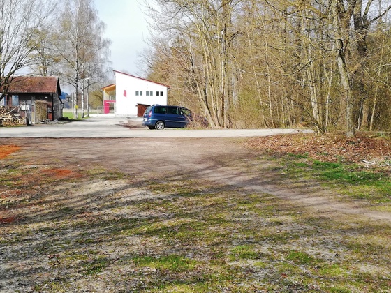 Parkplatz am Sportplatz Langenbach