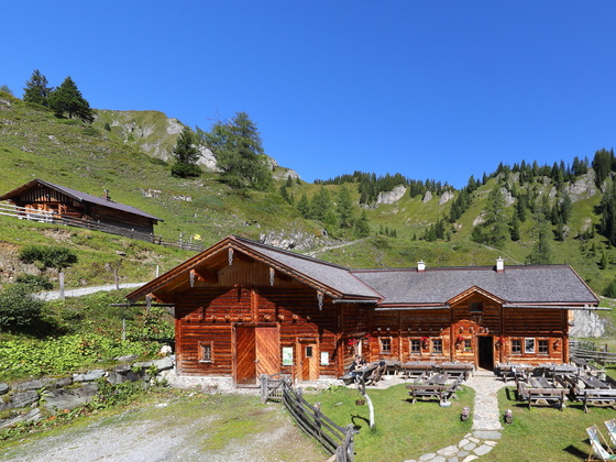 Aualm, 1.795 m