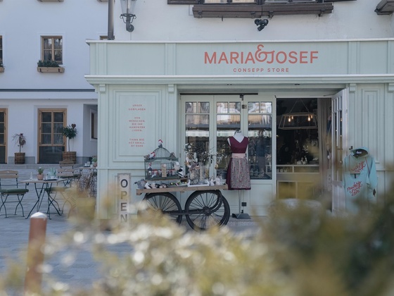 Maria&Josef außen