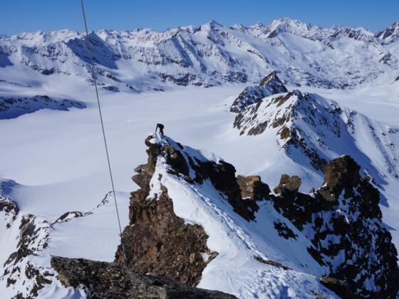 Blick vom Nordgipfel der Hohen Wilde auf den Gurgler Ferner.
