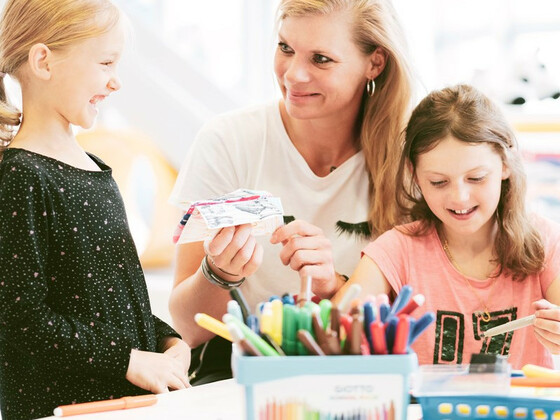 Betreuerin im Kinderland