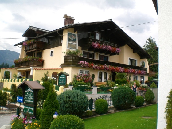 Haus Alpenglühn Abtenau im Sommer