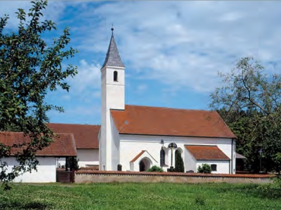 Außenansicht der Filialkirche Enghausen bei Mauern