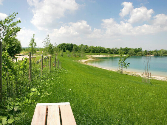 Freising_Pullinger_Seen_Naturaufnahme See und Liegefläche_web_© PR-Agentur_Masell