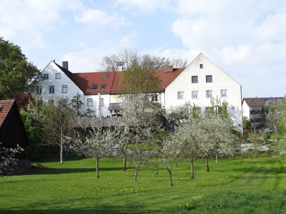 Hörger Biohotel_Außenansicht (Südseite) mit Terrasse der Hörger Biohotel Tafernwirtschaft