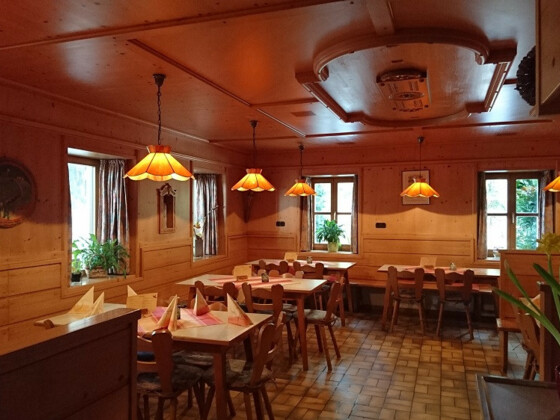 Gaststube des Fischerhofs Fahrenzhausen