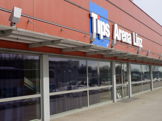 Tips Arena Aussenansicht.JPG