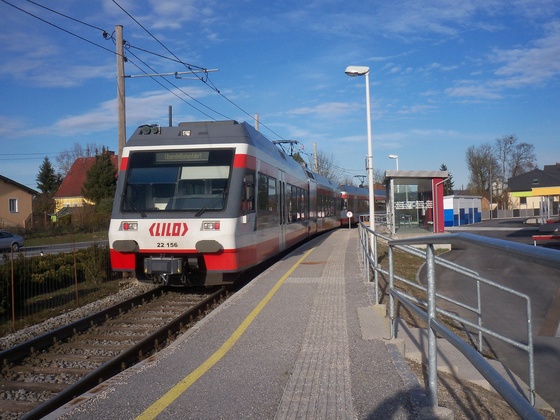 Linzer Lokalbahn - Haltestelle \"Alkoven-Schule\"