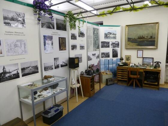 blick-in-die-ausstellung-geschichteclub-stahl