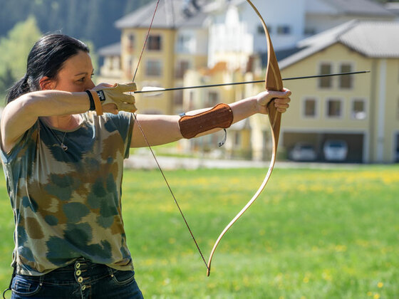 Mitzi Aumühle Bogen