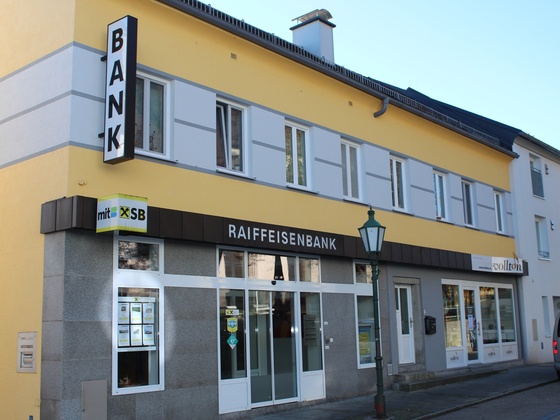 Raiffeisenbank Bad Kreuzen