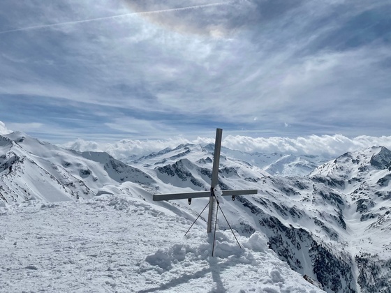 Verschneiter Gipfel Schöderhorn Nationalparkgebiet Hüttschlag