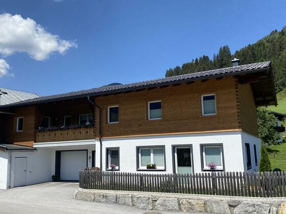 Ansicht Almwirt im Sommer