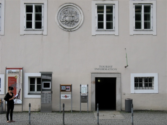 Tourist-Info am Rathausplatz