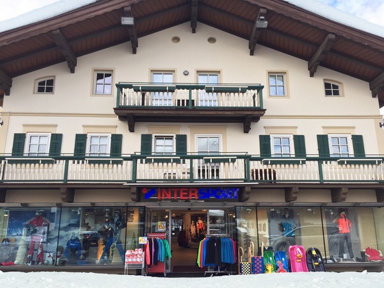 INTERSPORT Kienpointner - Ortsmitte von Waidring