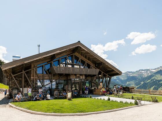 Tom Almhütte